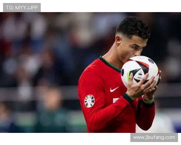 C罗逆天表现助力葡萄牙战胜荷兰展现传奇风采 C罗逆天表现助力葡萄牙战胜荷兰展现传奇风采