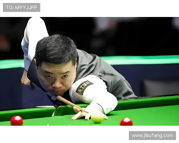 丁俊晖与马克金世锦赛巅峰对决精彩回顾与赛况分析 丁俊晖与马克金世锦赛巅峰对决精彩回顾与赛况分析