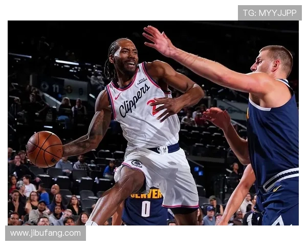 开拓者与掘金激战正酣实时比分更新与赛况分析