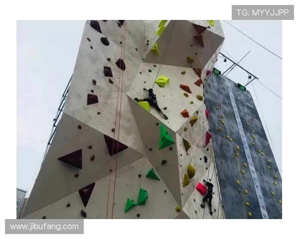 重庆攀岩队荣获全国攀岩团队协作排行榜第二名展现团队精神与实力