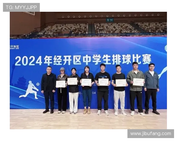 陈敏独家解析足球技巧与战术分享，助你提升球场表现与理解