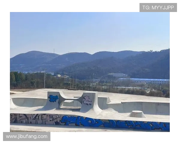 广州滑板队的盯防策略分析与比赛表现的得失探讨