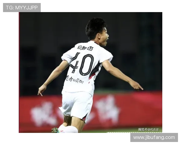 成都篮球队以77分领跑精英赛积分榜展现强劲实力